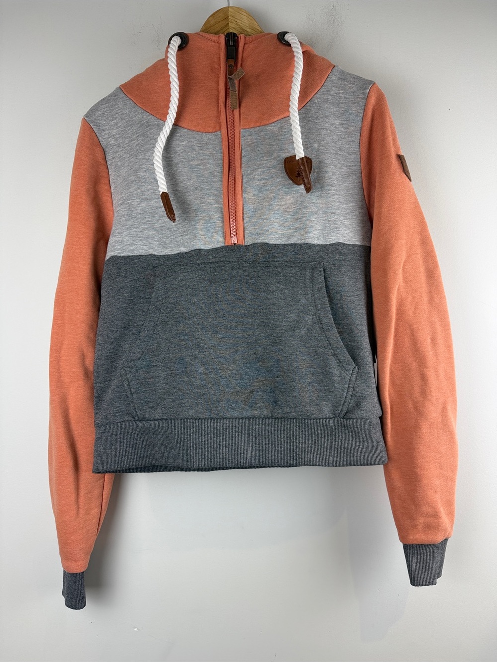 Wanakome Coral Peach and Gray Colorblock Half-Zip Hoodie Sweatshirt Size Medium